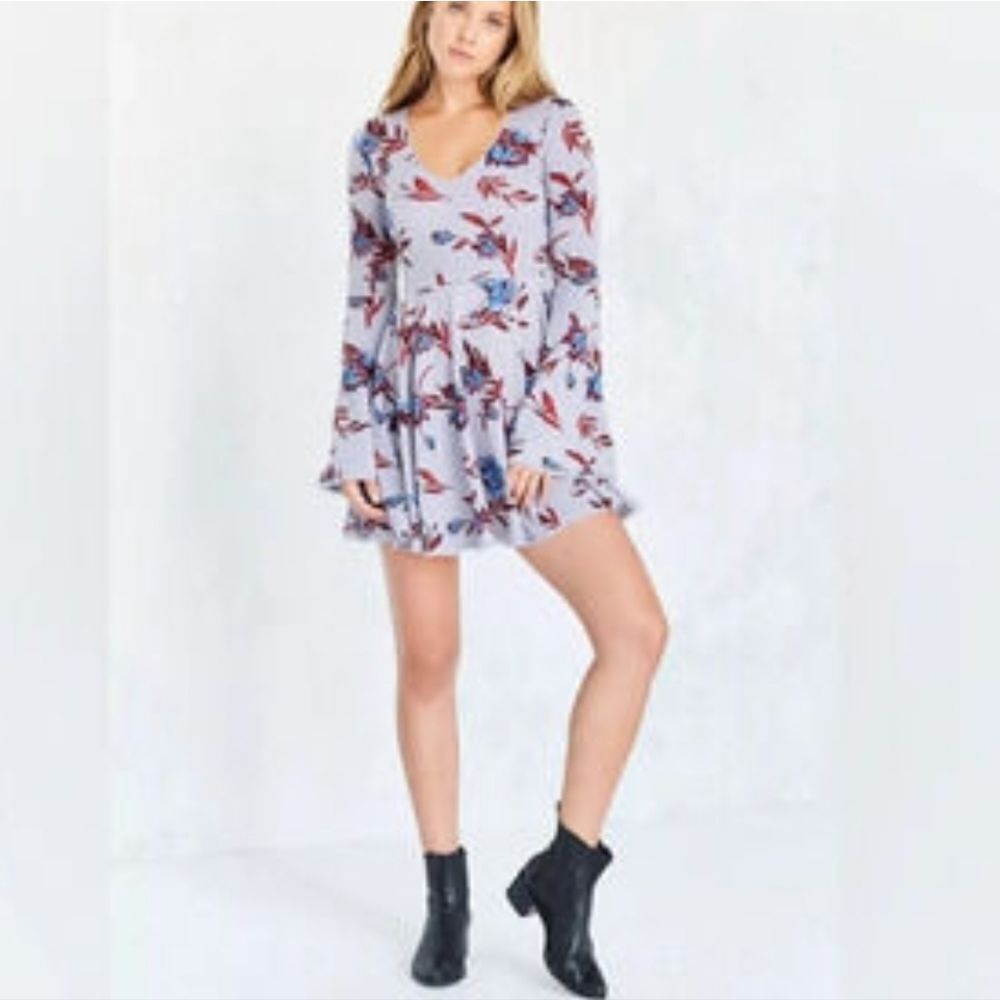 Kimchi Blue Urban Outfitters Bell Sleeve Skater Dress. Skater, Floral, Fit and